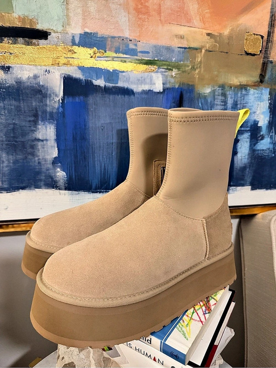 UGG Shoes - UGG Classic Dipper Brown Platform Winter Boots